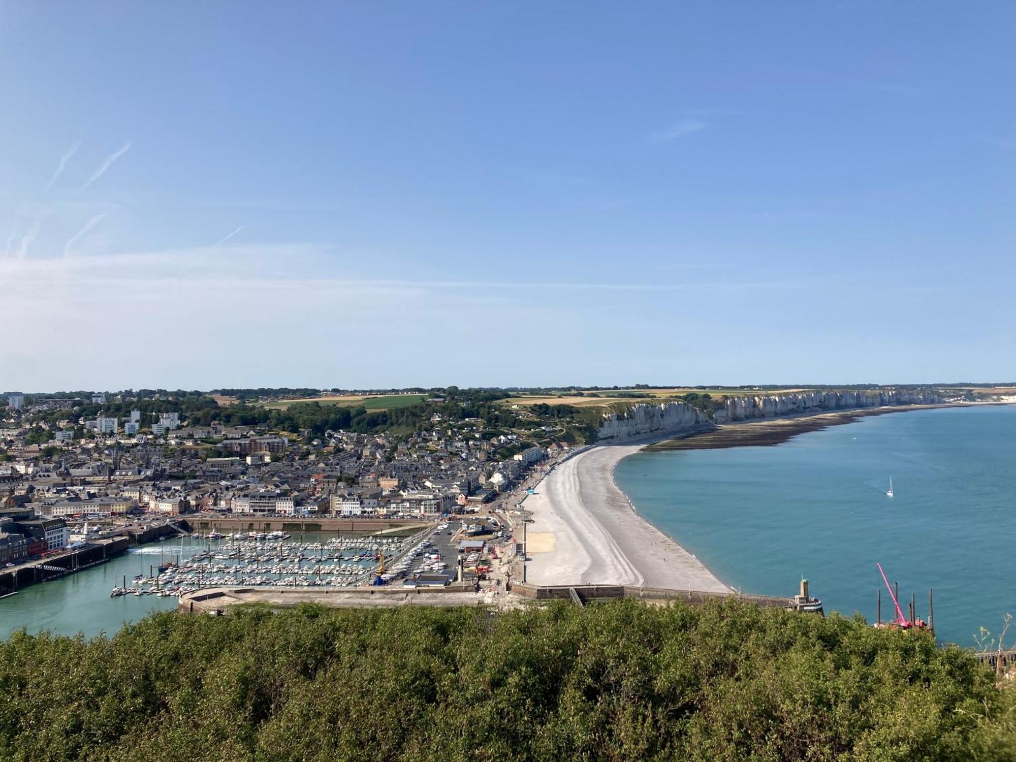Charmant Studio Avec Vue Sur Le Port Et Falaises 费康 外观 照片